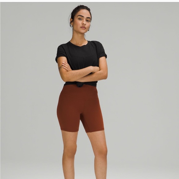 Lululemon Love curved hem T-shirt - Picture 2 of 3